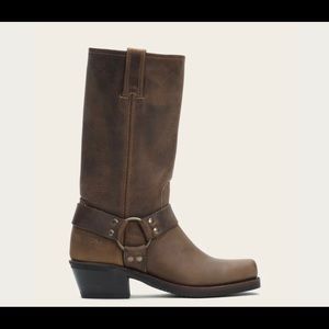Frye Womens harness boots